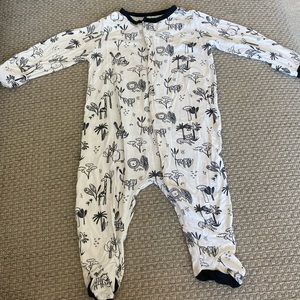 Magnetic Me black and white safari footie